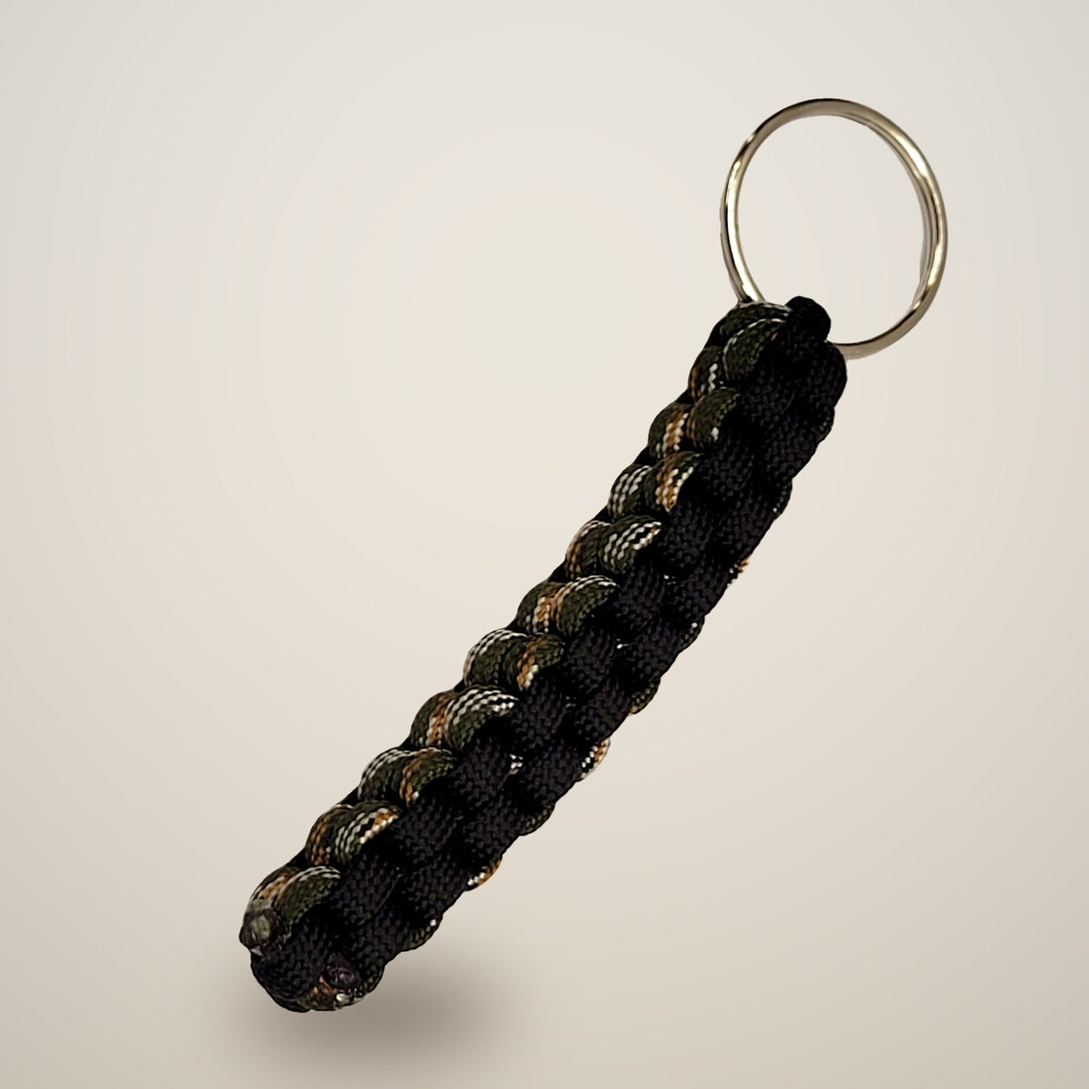 Para-Keychain – Black & camo